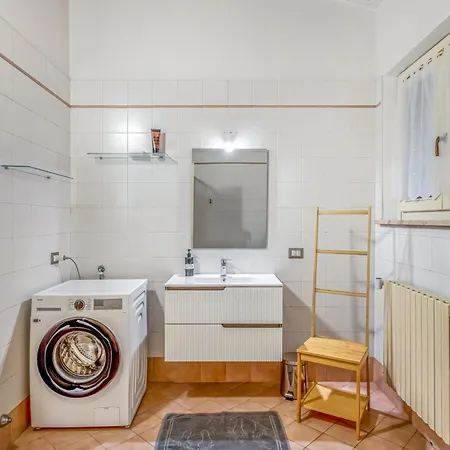 Apartment Guesthost - Cozy Flat X4 In A Historic Silk Mill *